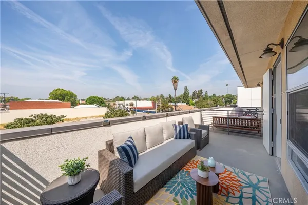 $1,238,000 | 1401 Mission Street, Unit 208, South Pasadena, CA 91030