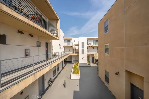 $1,238,000 | 1401 Mission Street, Unit 208, South Pasadena, CA 91030