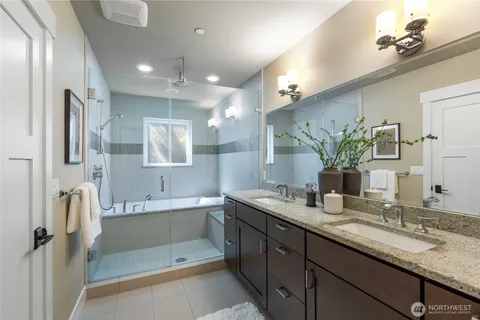 $2,375,000 | 1124 Lake Washington Boulevard South, Seattle, WA 98144