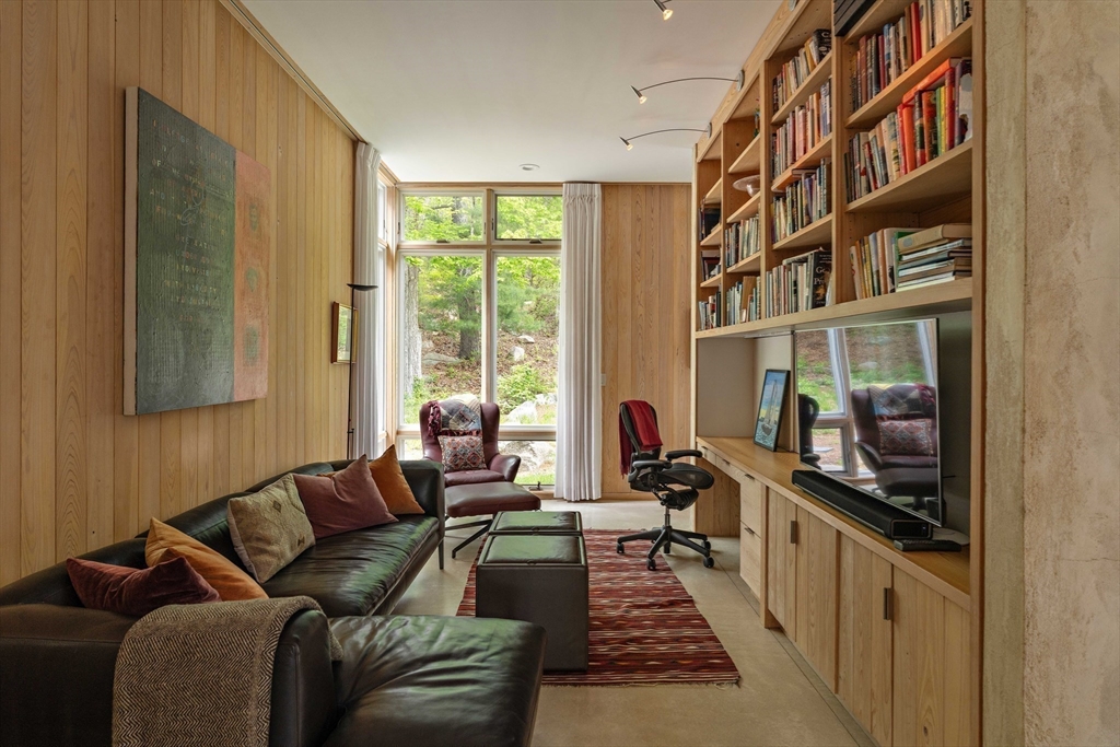 35 South Bowl Road Chilmark, MA 02535 - Photo 17 of 42
