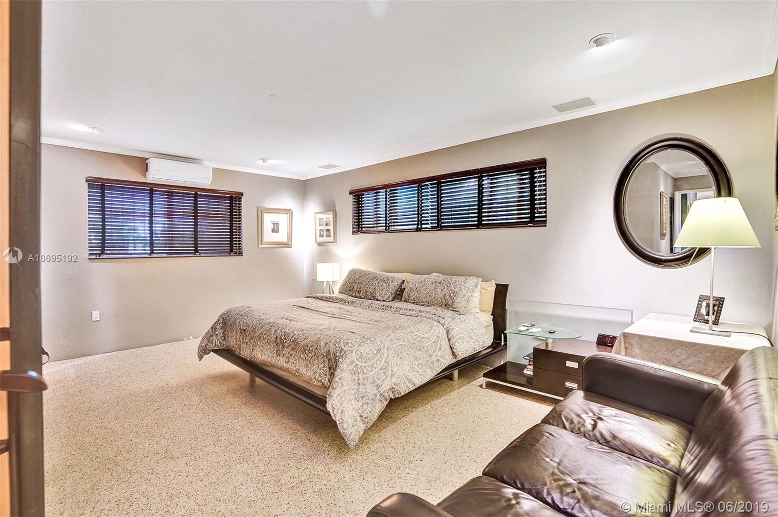 120 Southwest 22nd Road Miami, FL 33129 - Photo 17 of 38