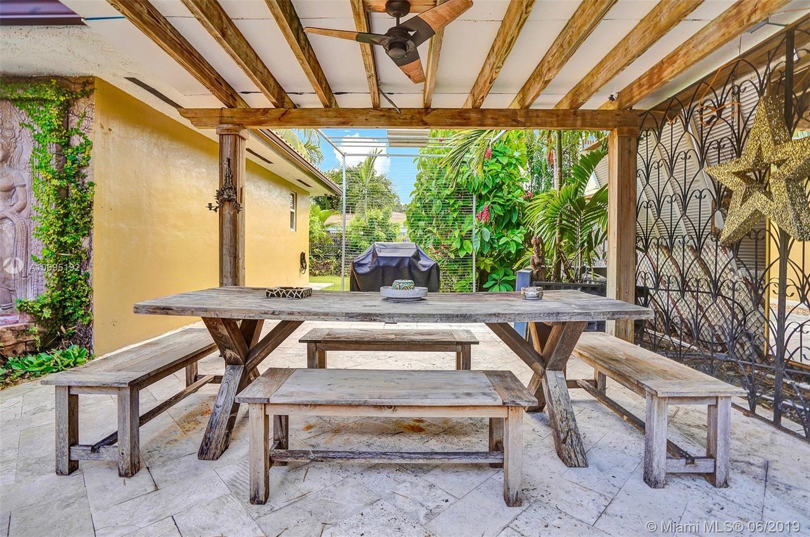 120 Southwest 22nd Road Miami, FL 33129 - Photo 21 of 38