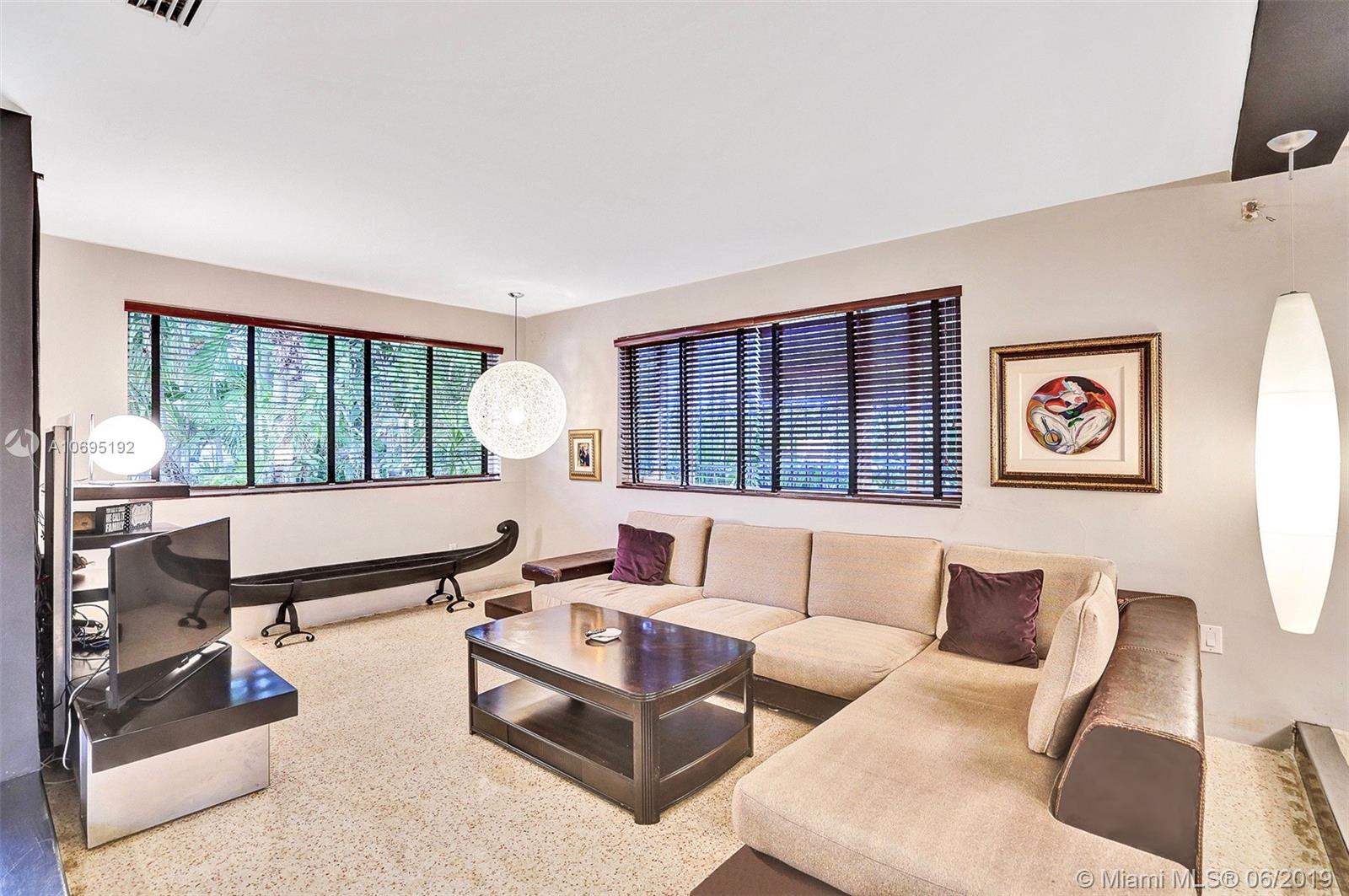120 Southwest 22nd Road Miami, FL 33129 - Photo 31 of 38
