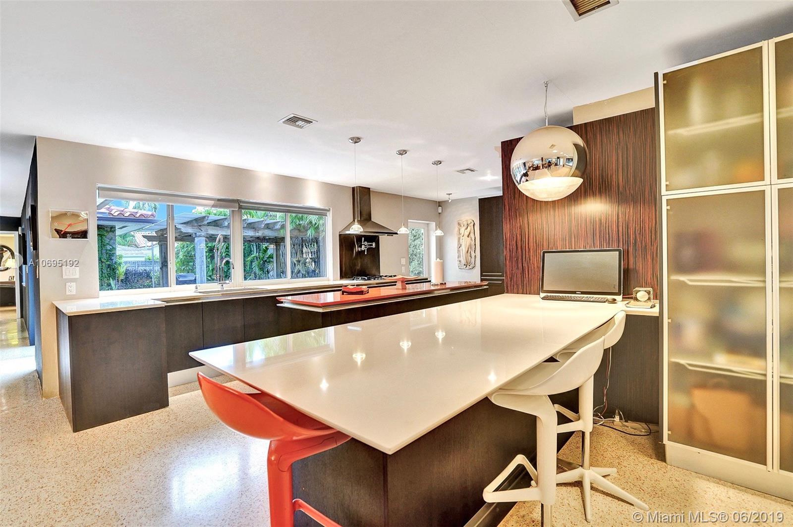 120 Southwest 22nd Road Miami, FL 33129 - Photo 8 of 38