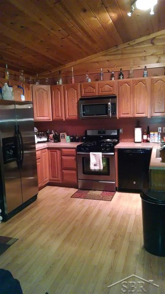 11367 East Rosebush Road Coleman, MI 48618 - Photo 6 of 11 31244714-5.JPG