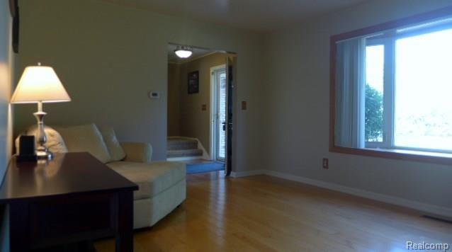 8446 Ridge Road Goodrich, MI 48438 - Photo 13 of 45 012.jpg