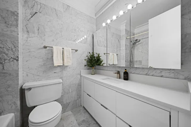 $6,300 | 7002 Boulevard East, Unit 43A, Guttenberg, NJ 07093