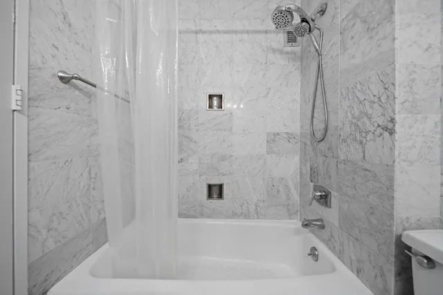 $6,300 | 7002 Boulevard East, Unit 43A, Guttenberg, NJ 07093