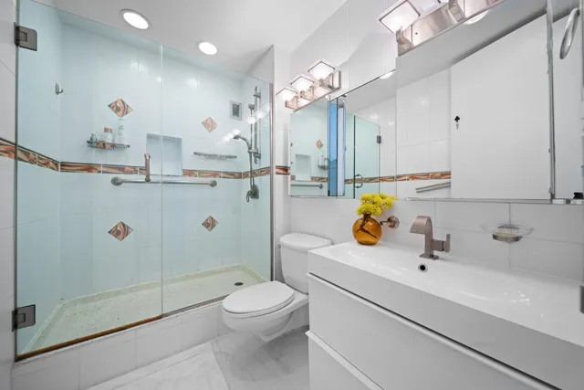 $6,300 | 7002 Boulevard East, Unit 43A, Guttenberg, NJ 07093