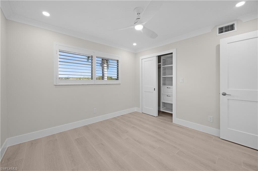 21 High Point Circle East, Unit 409 Naples, FL 34103 - Photo 16 of 38