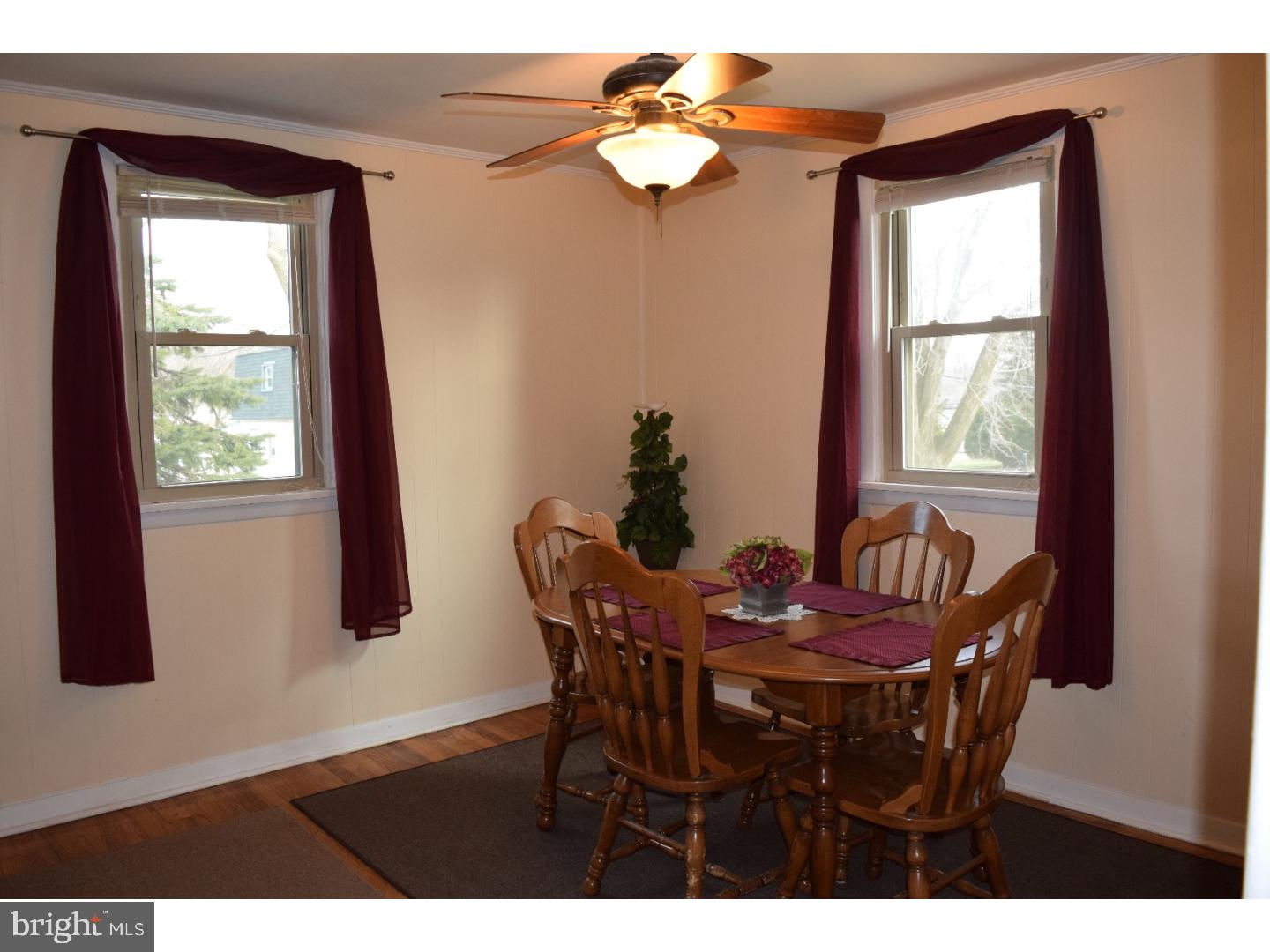 1022 Crystle Road Aston, PA 19014 - Photo 5 of 24 Dining Room