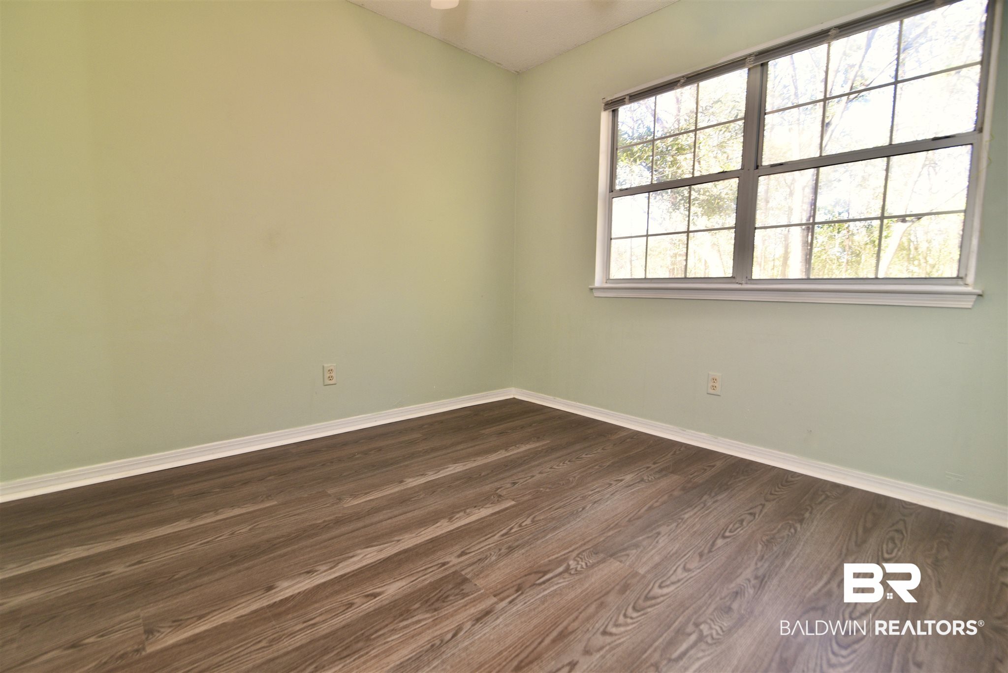 203 Ridgewood Drive Daphne, AL 36526 - Photo 32 of 46