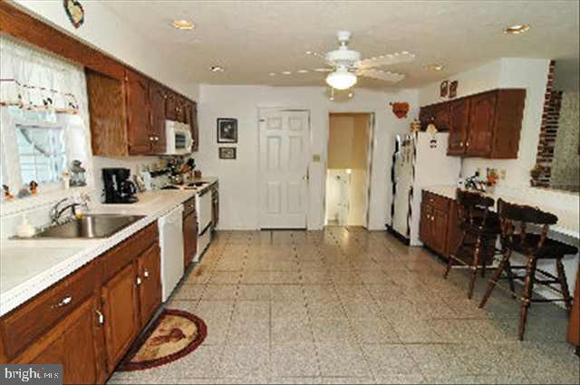 871 Natural Dam Road Gettysburg, PA 17325 - Photo 5 of 12 Gallery Image 5