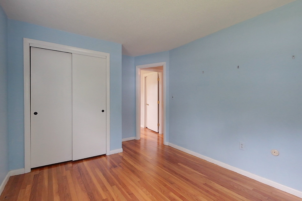 392 Acton Road Chelmsford, MA 01824 - Photo 14 of 27