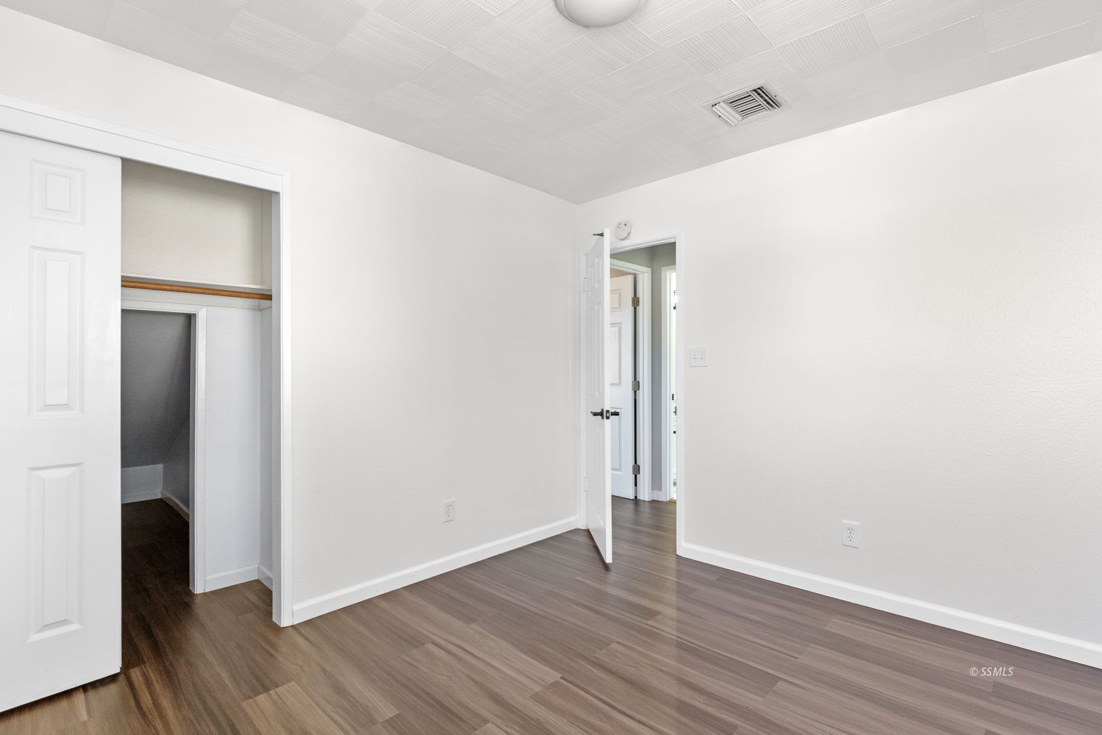 217 West Yellowstone Place Ridgecrest, CA 93555 - Photo 33 of 40