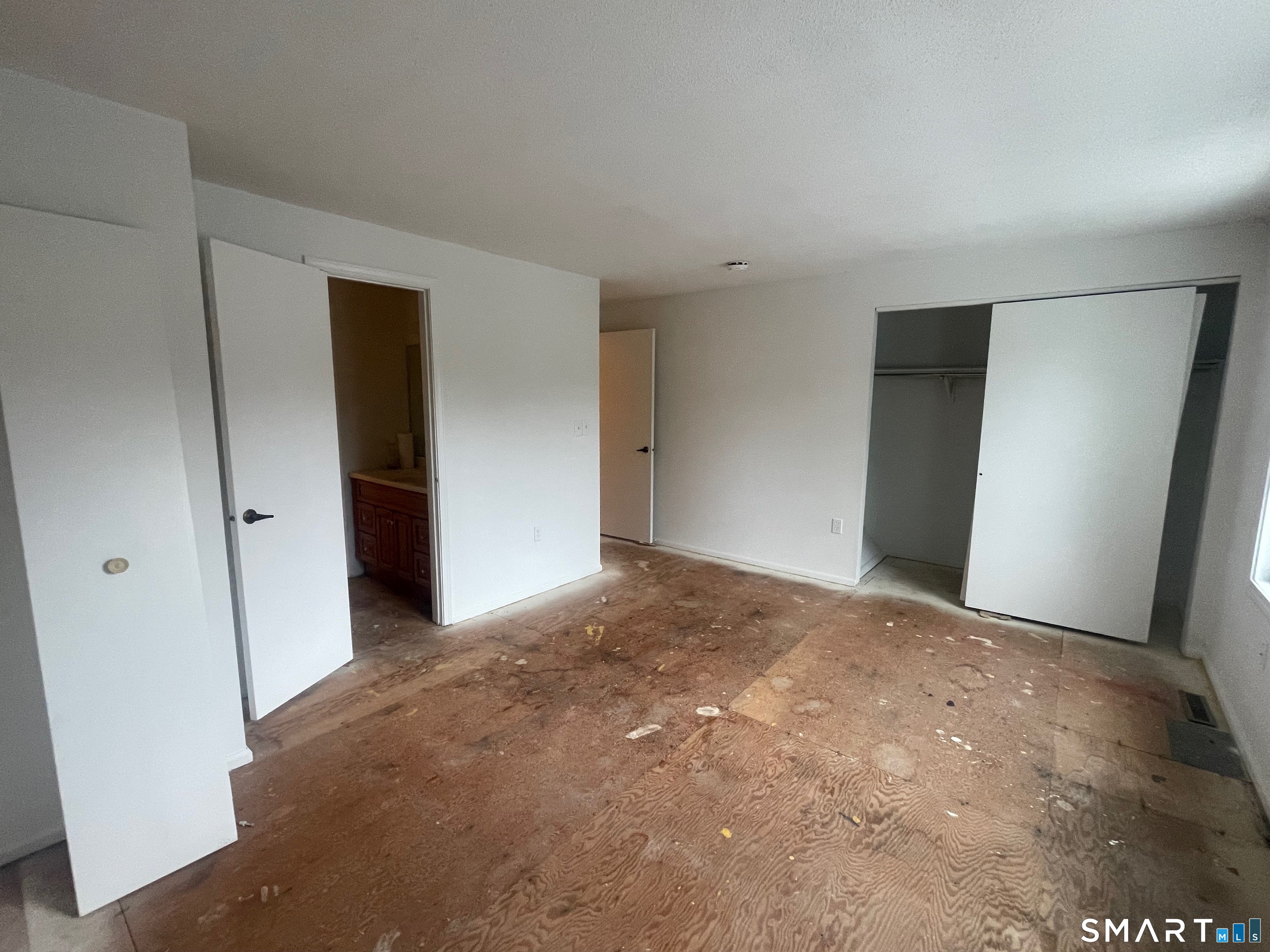 868 Long Hill Road, Unit 868 Middletown, CT 06457 - Photo 13 of 28 Gallery Image 13