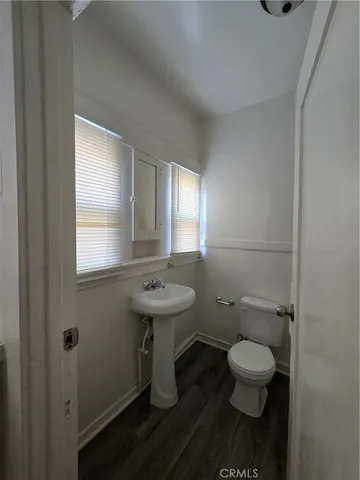 $1,375 | 551 West 10th Street, Unit 3, Long Beach, CA 90813