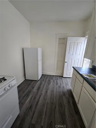 $1,375 | 551 West 10th Street, Unit 3, Long Beach, CA 90813