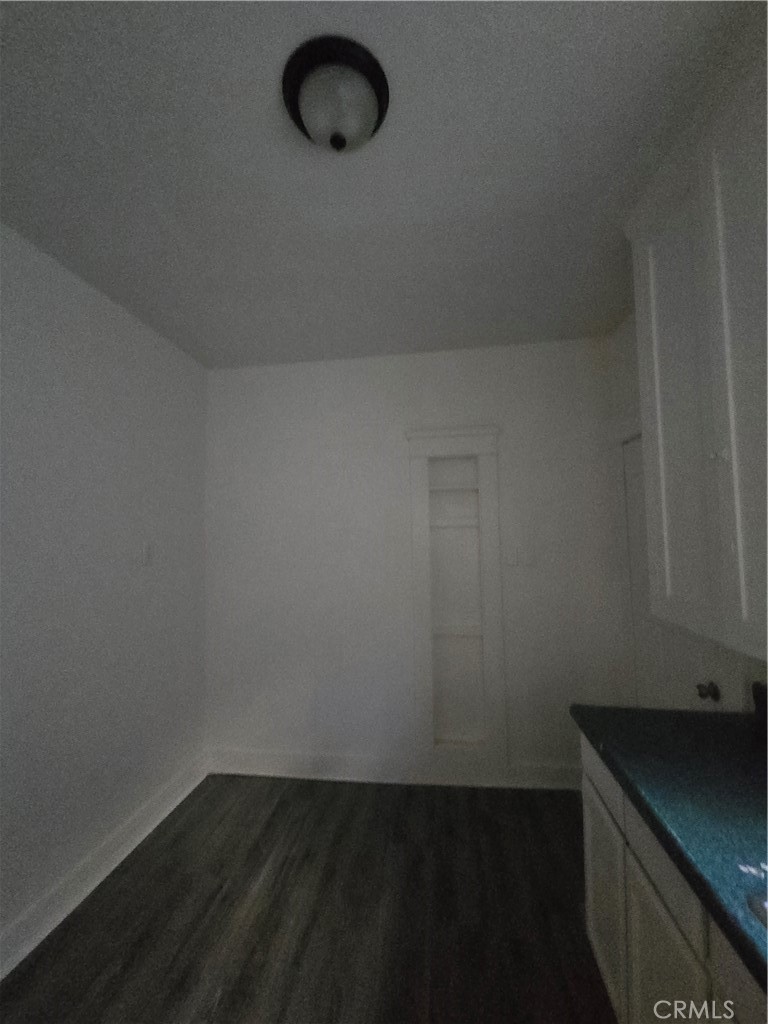 551 West 10th Street, Unit 3 Long Beach, CA 90813 - Photo 21 of 22 a view of a microwave and cabinets