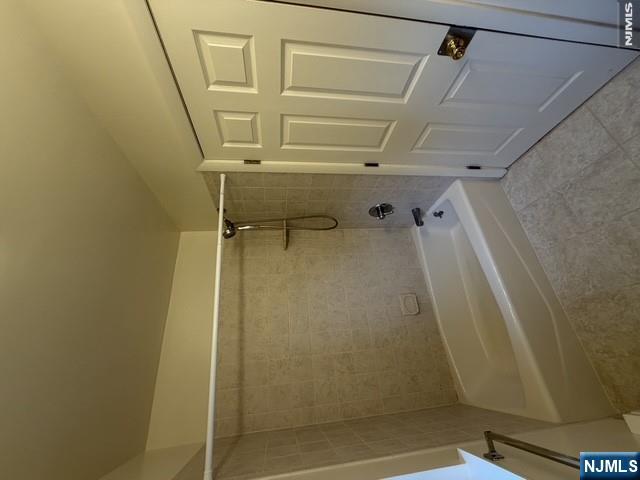 71 A Hawthorne Avenue, Unit A) Park Ridge, NJ 07656 - Photo 27 of 30 Gallery Image 27