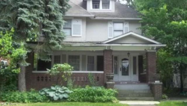 12898 Cedar Road Cleveland, OH 44118 - Photo 5 of 10 Gallery Image 5