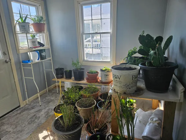 $153,000 | 828 Division Street, Adrian, MI 49221