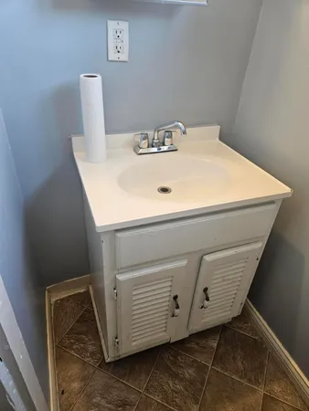 $153,000 | 828 Division Street, Adrian, MI 49221