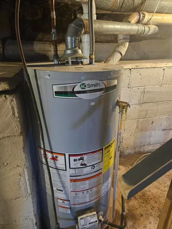 $153,000 | 828 Division Street, Adrian, MI 49221