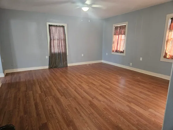 $153,000 | 828 Division Street, Adrian, MI 49221