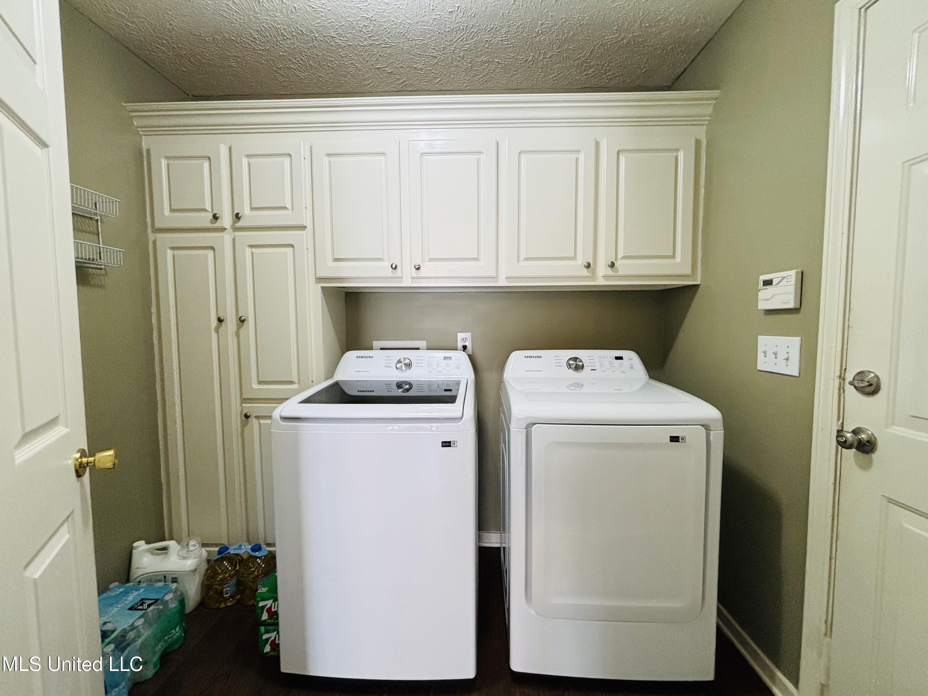 100 East Magnolia Place Pearl, MS 39208 - Photo 10 of 16 IMG_2330