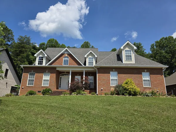 $699,990 | 1359 Buckingham Place, Cookeville, TN 38501