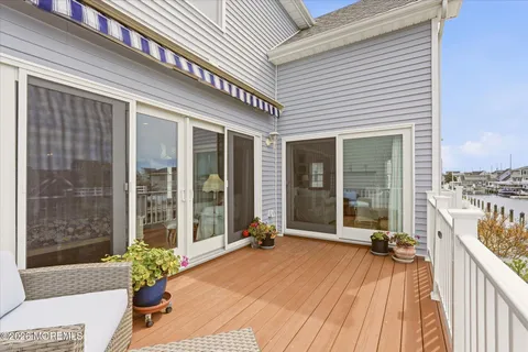 $1,799,999 | 243 South Lagoon Road, Lavallette, NJ 08735