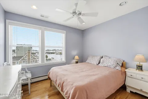 $1,799,999 | 243 South Lagoon Road, Lavallette, NJ 08735