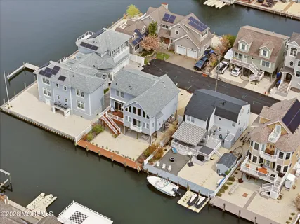 $1,799,999 | 243 South Lagoon Road, Lavallette, NJ 08735