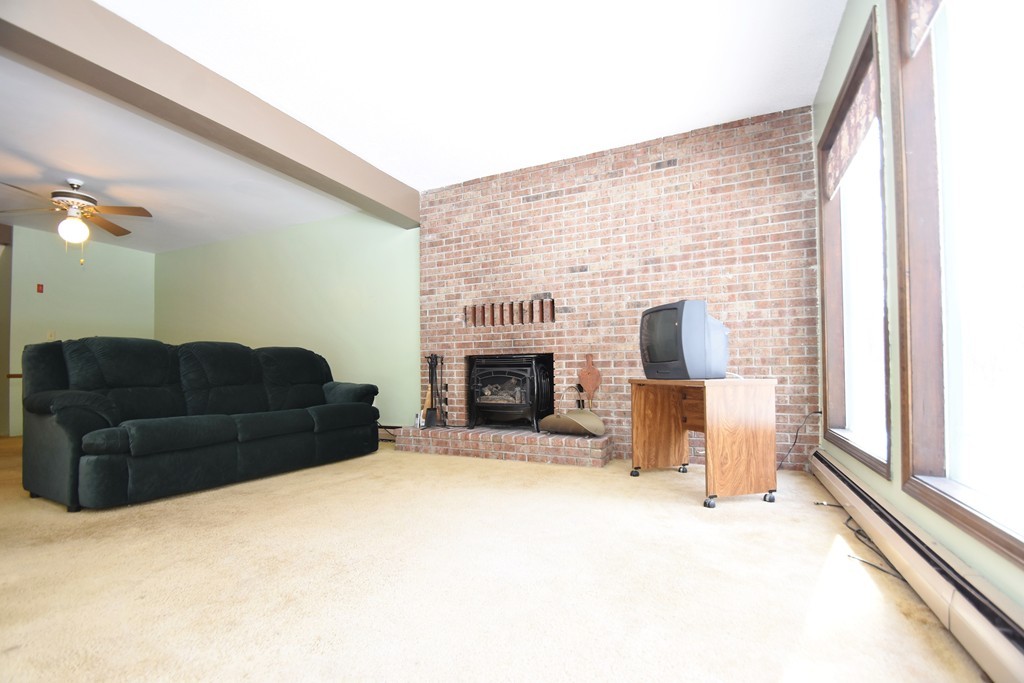 23 Tenney Road Westford, MA 01886 - Photo 4 of 27