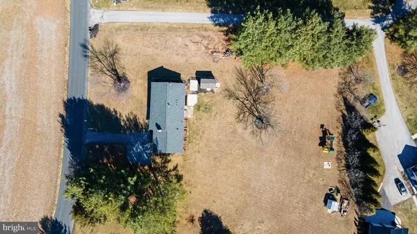 a view of outdoor space yard and parking