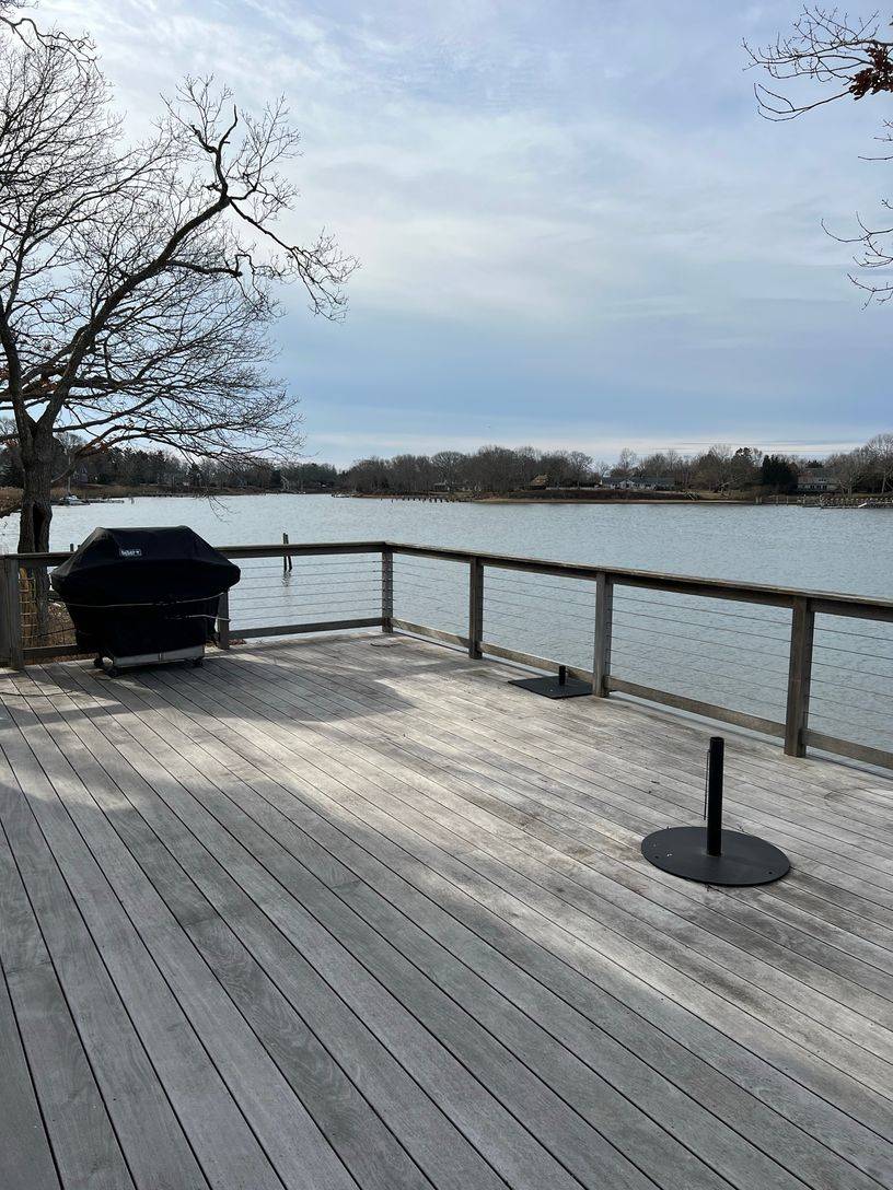 24 South Midway Road Shelter Island, NY 11964 - Photo 26 of 29 a view of a terrace with sky view