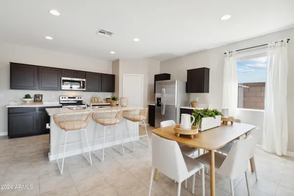 $324,990 | 1368 West Shannon Way, Coolidge, AZ 85128