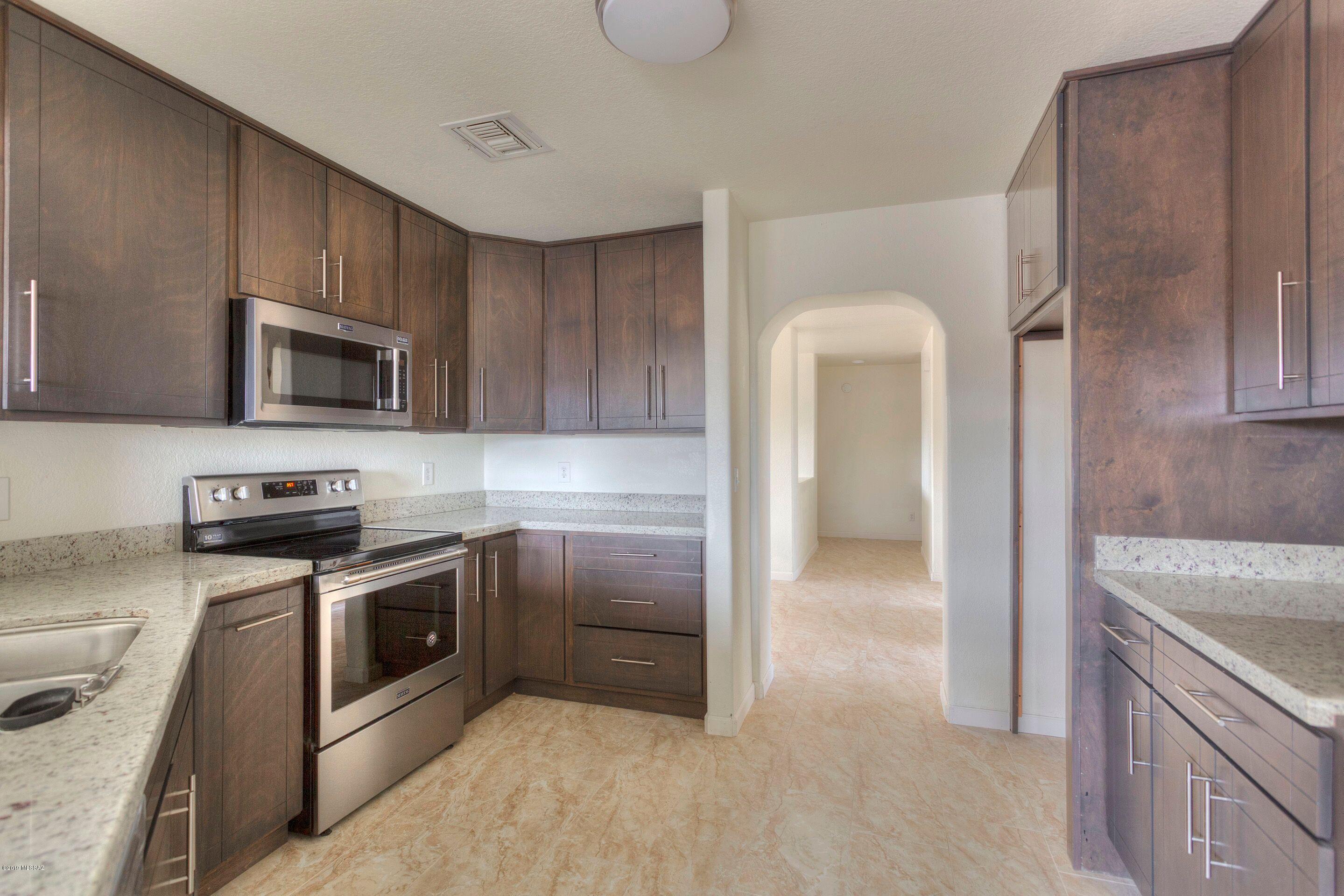 160 Calle Opalo Rio Rico, AZ 85648 - Photo 10 of 35 Gallery Image 10