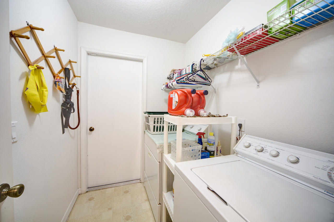 2014 Southwest Certosa Road Port St. Lucie, FL 34953 - Photo 8 of 28 untitled-25.jpg