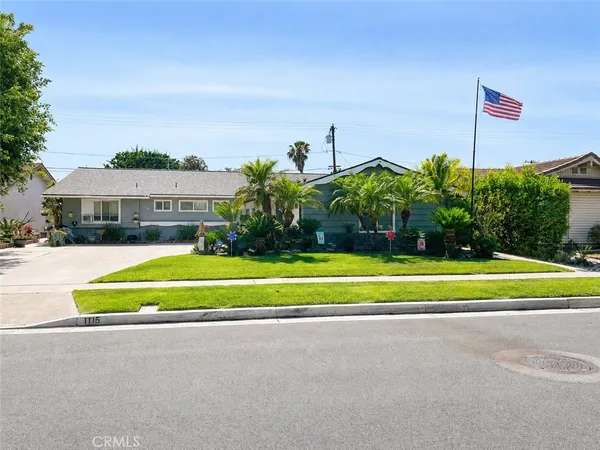 $1,069,900 | 1115 South Hilda Street, Anaheim, CA 92806