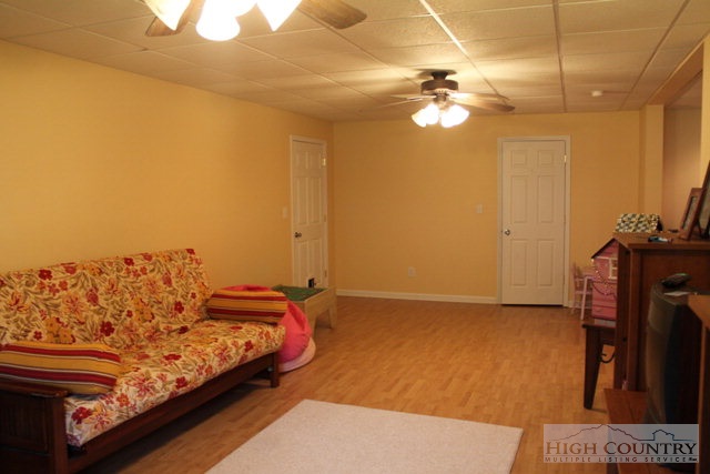 224 Daniel Boone Dr Extension Boone, NC 28607 - Photo 12 of 26 Gallery Image 12