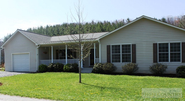 224 Daniel Boone Dr Extension Boone, NC 28607 - Photo 22 of 26 Gallery Image 22