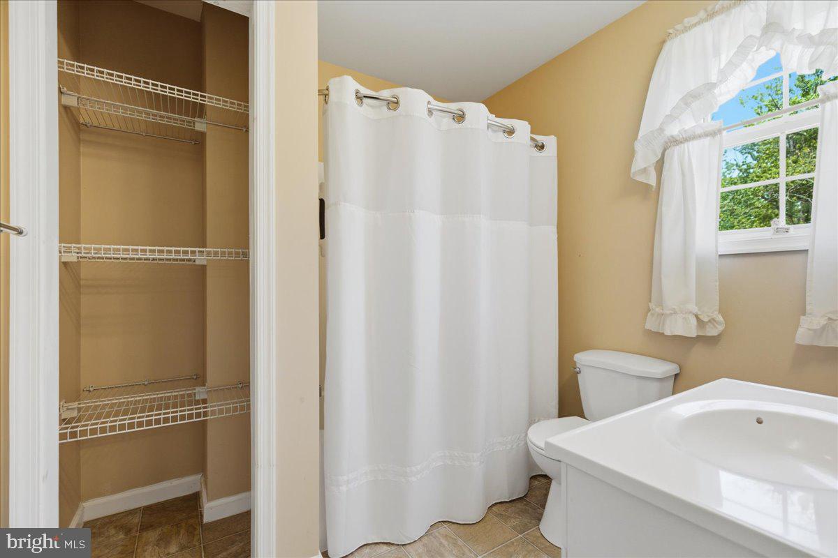 46564 Yorktown Road Lexington Park, MD 20653 - Photo 30 of 43 Primary En-Suite Bathroom