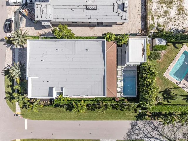 $6,870,000 | 400 Northeast 4th Street, Boca Raton, FL 33432
