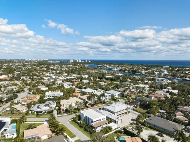 $6,870,000 | 400 Northeast 4th Street, Boca Raton, FL 33432