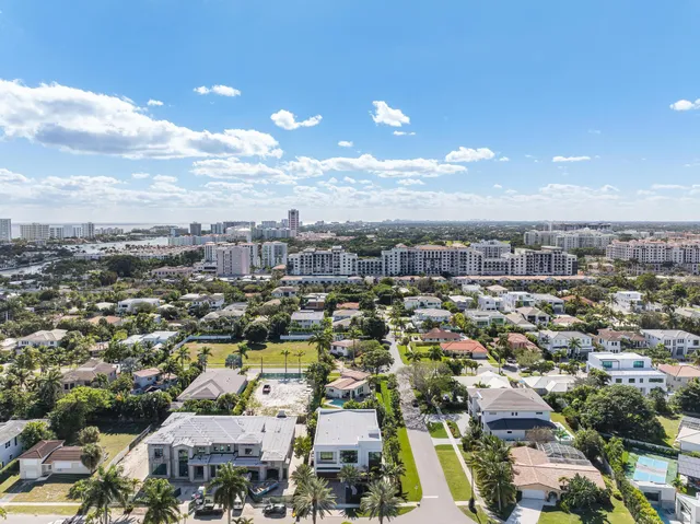 $6,870,000 | 400 Northeast 4th Street, Boca Raton, FL 33432