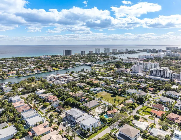 $6,870,000 | 400 Northeast 4th Street, Boca Raton, FL 33432