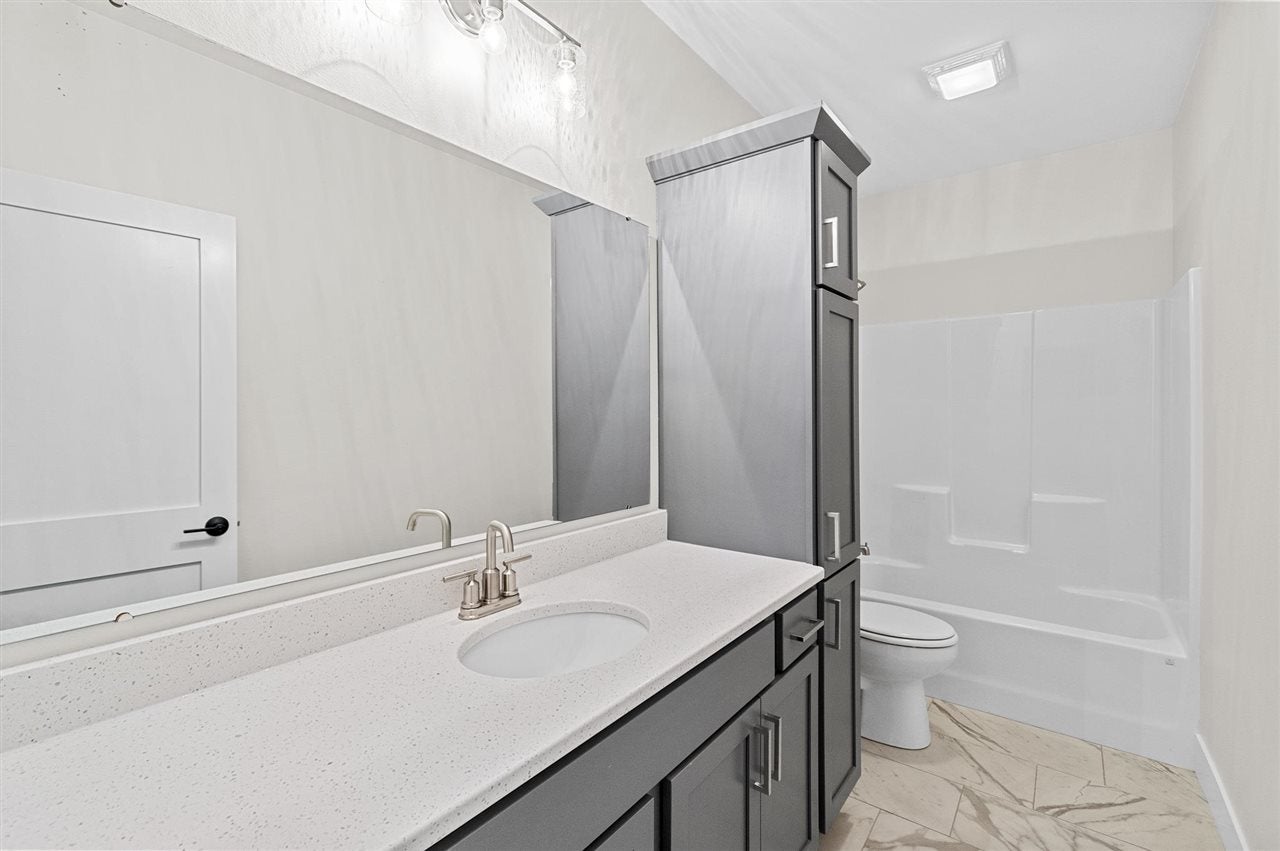 1332 High Country Road Coralville, IA 52241 - Photo 30 of 34 Gallery Image 30