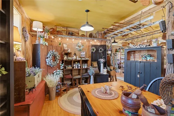 $775,000 | 953 Victory Highway, Burrillville, RI 02839